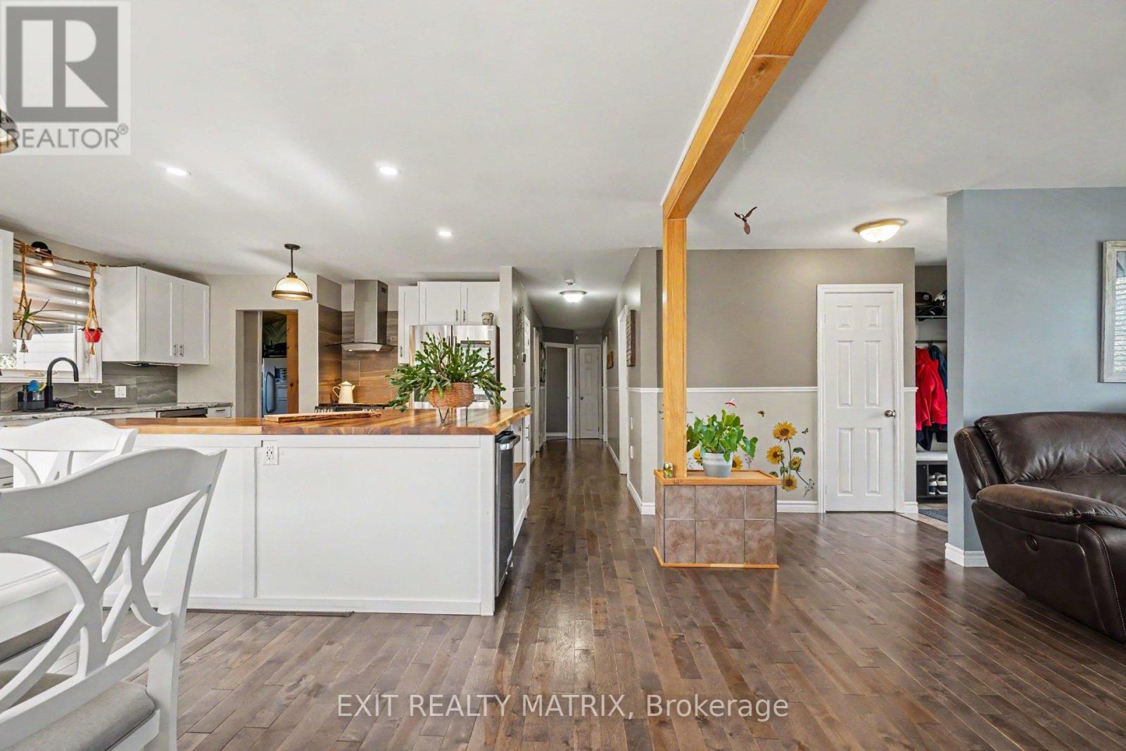 1548 LANDRY ROAD - 16