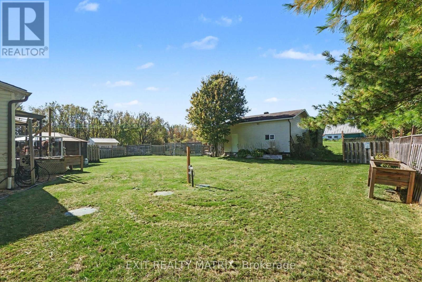 1548 Landry Road — photo 31