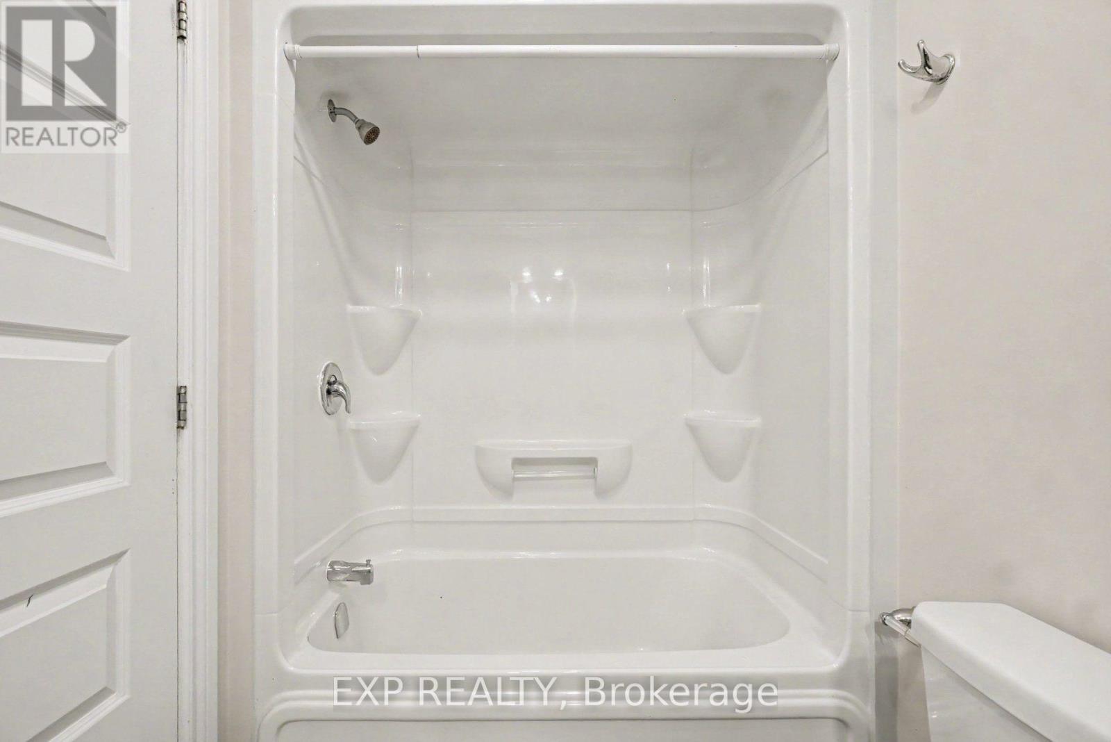 202 ST MALO PLACE - 31