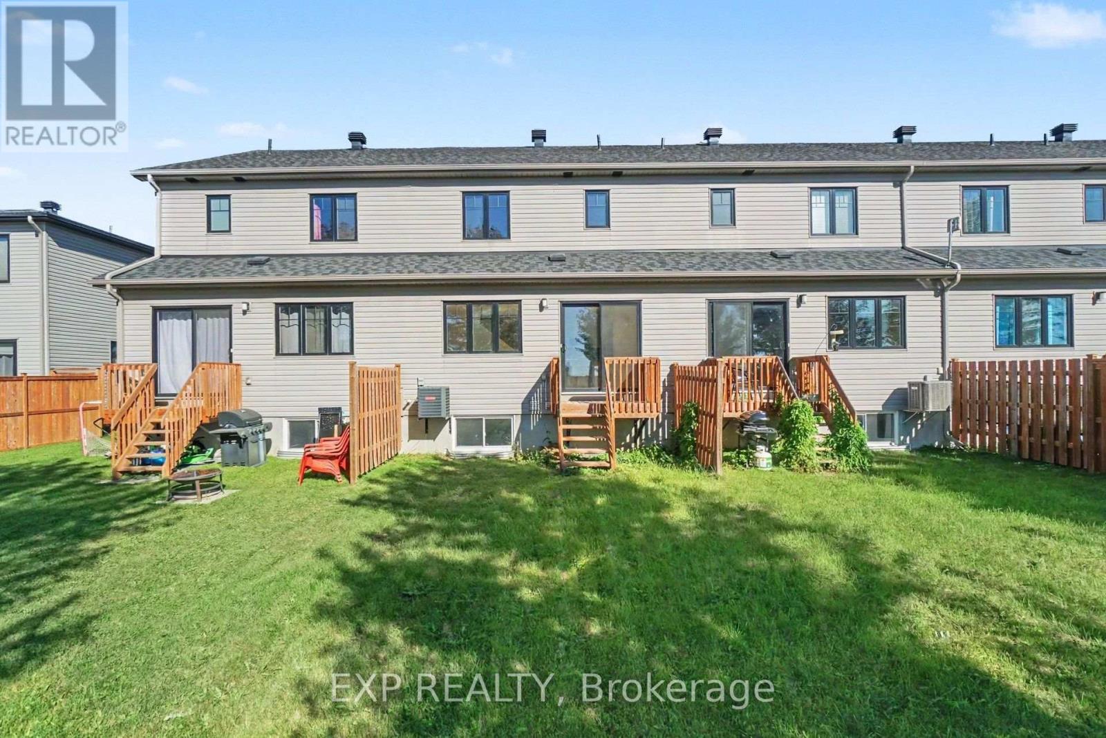 202 ST MALO PLACE - 38