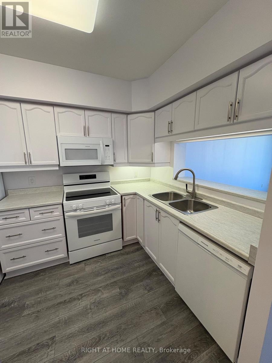 203- 90 Dean Avenue, Barrie, ON photo 21