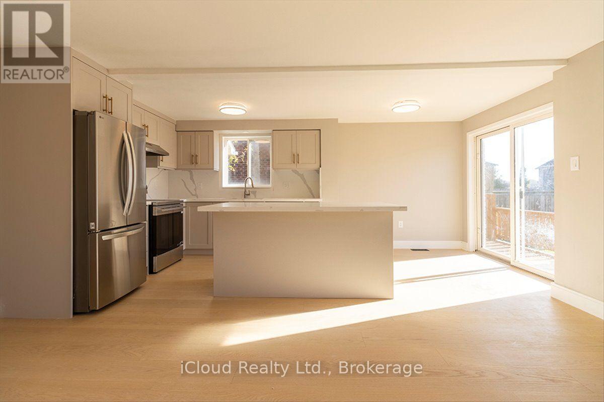 184 Madelaine Drive, Barrie, ON photo 10