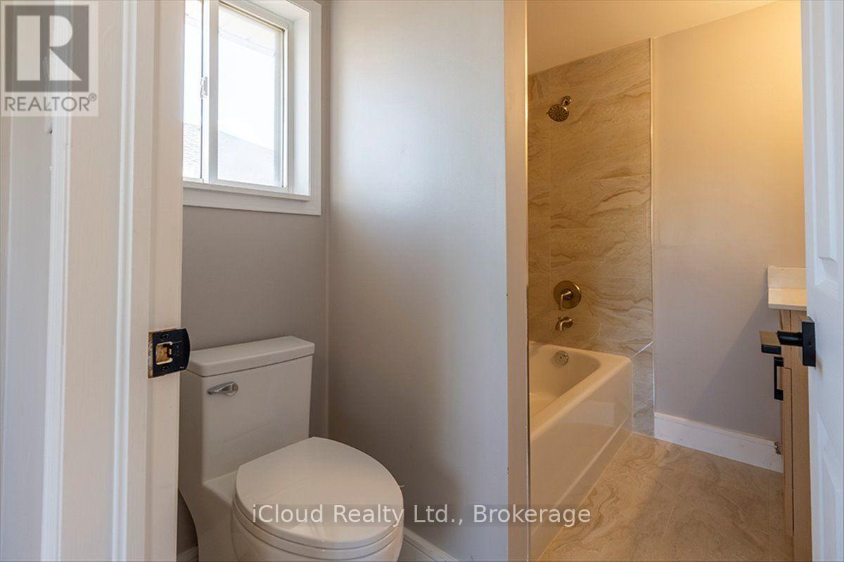 184 Madelaine Drive, Barrie, ON photo 33