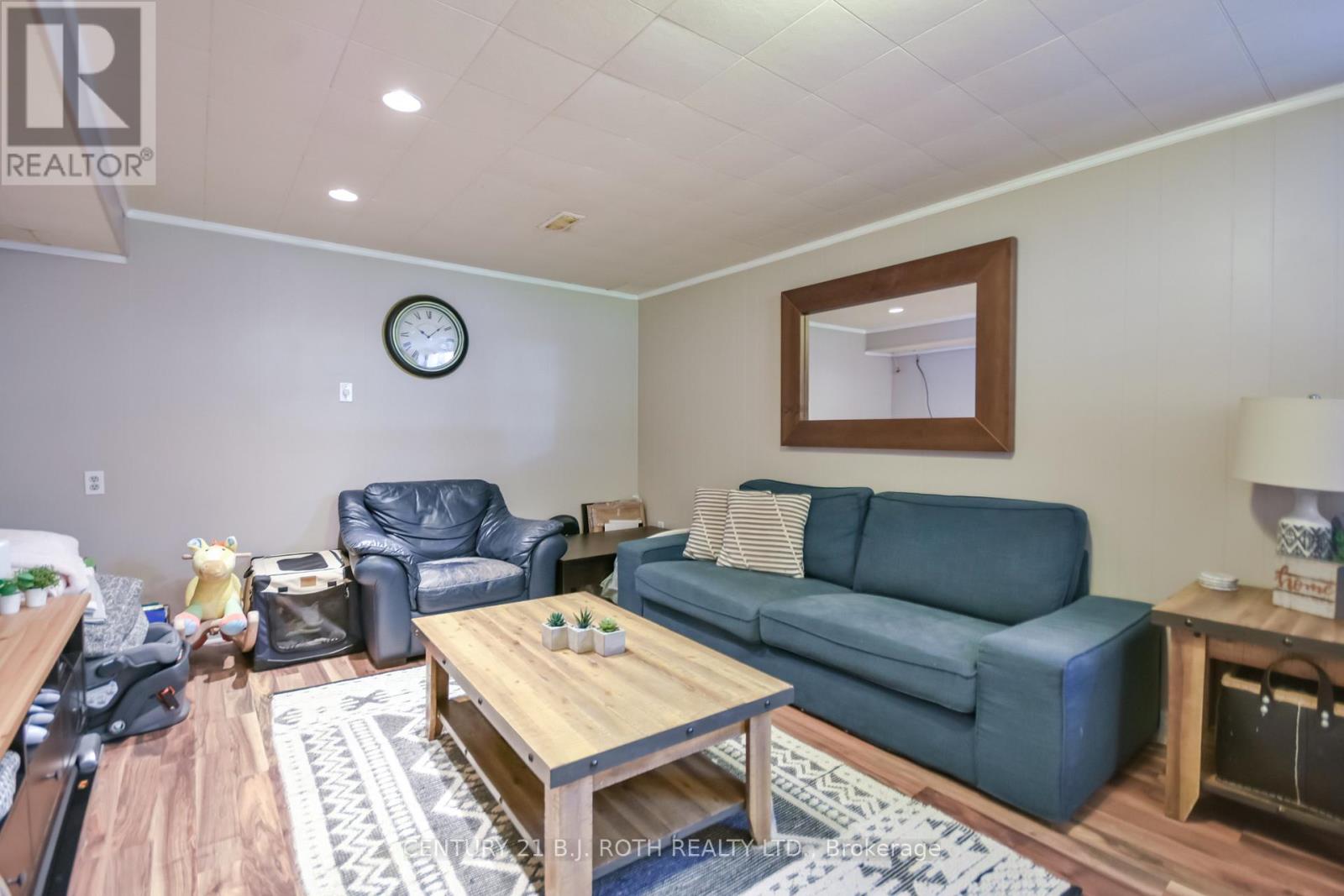 74 ROSE STREET - 22