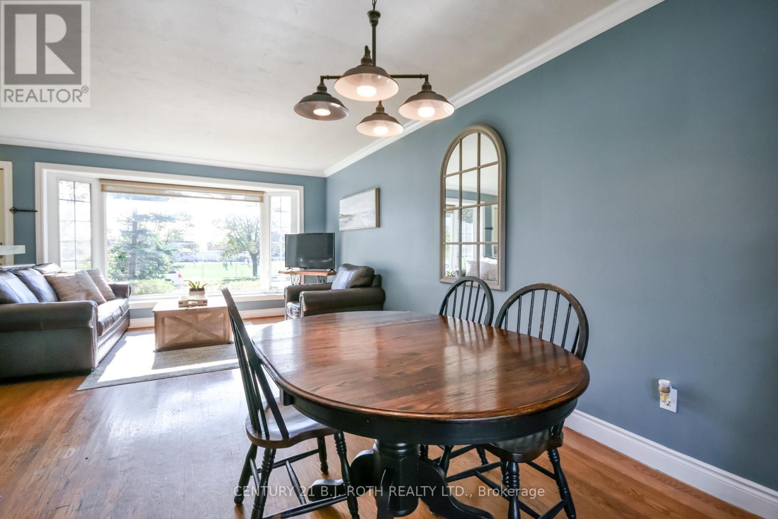 74 Rose Street, Barrie, ON photo 7