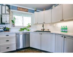 Laundry room - 74 Rose Street, Barrie, ON L4M2T2 Photo 10