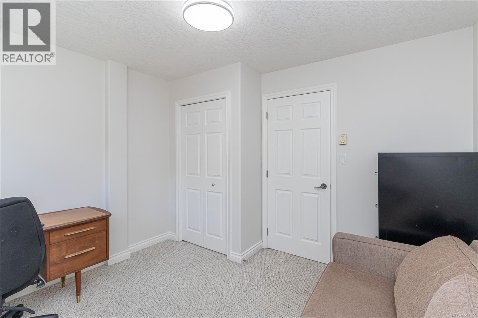 6309 Central Saanich Rd, Central Saanich - Image 1