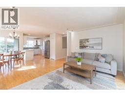 6309 Central Saanich Rd, Central Saanich, BC V8Z5T8 Photo 27