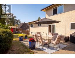 3906 Braefoot Rd, Saanich, BC V8P3T2 Photo 38