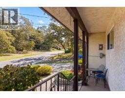 3906 Braefoot Rd, Saanich, BC V8P3T2 Photo 42
