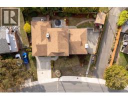 3906 Braefoot Rd, Saanich, BC V8P3T2 Photo 43