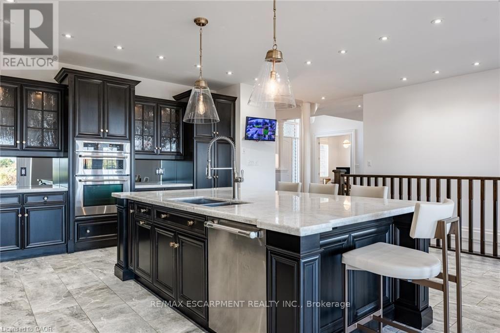 125 Stokes Trail, Milton, ON photo 11