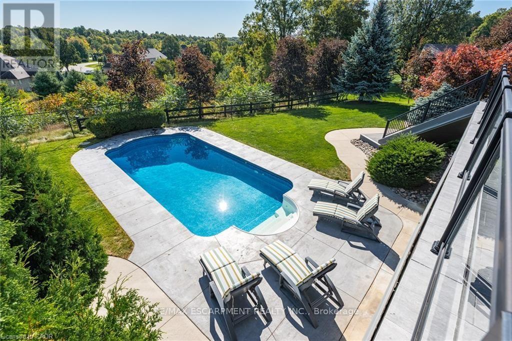 125 Stokes Trail, Milton, ON photo 3