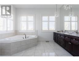 125 Stokes Trail, Milton, ON L0P1B0 Photo 16