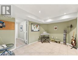 408 Mccaffrey Road, Newmarket, ON L3X1T5 Photo 38
