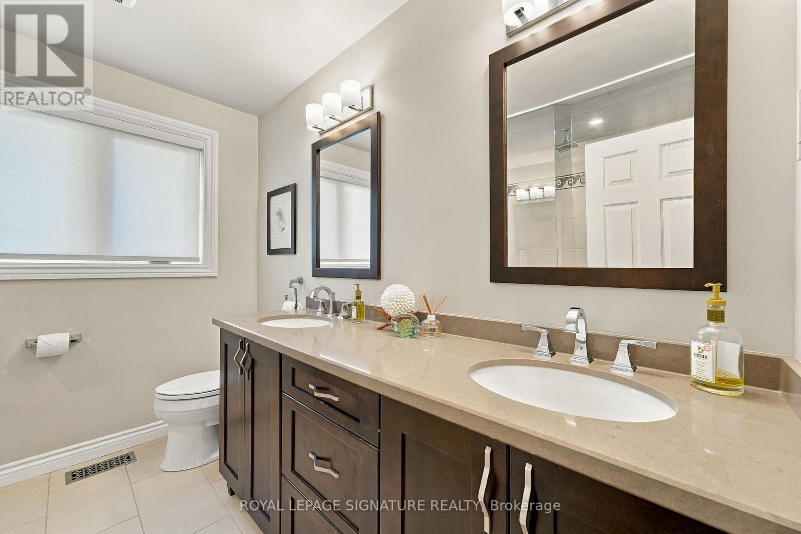 408 McCaffrey Road, Newmarket, ON photo 27