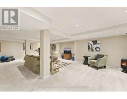 408 Mccaffrey Road, Newmarket, ON L3X1T5 Photo 35