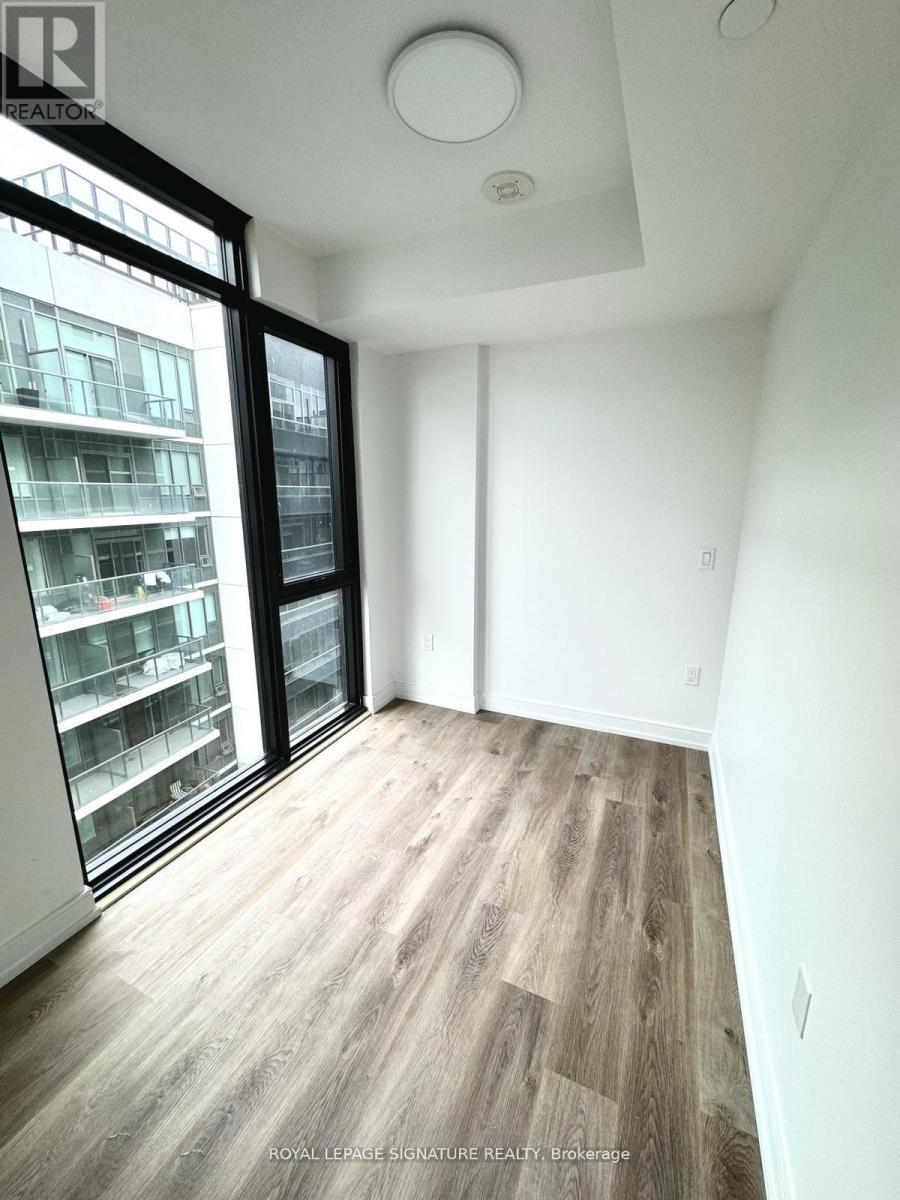1 Jarvis Street — photo 10