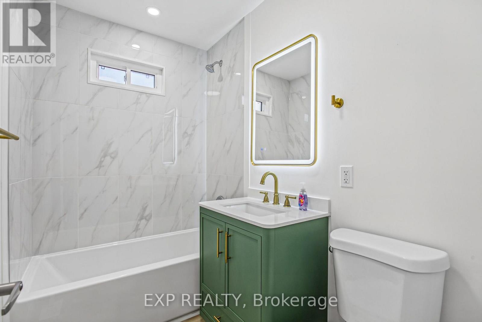 156 E36th Street — photo 20