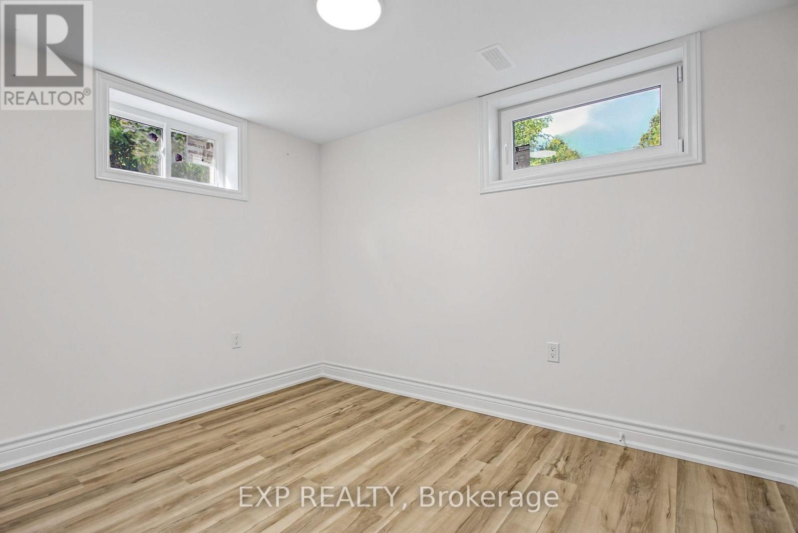 156 E36th Street — photo 23