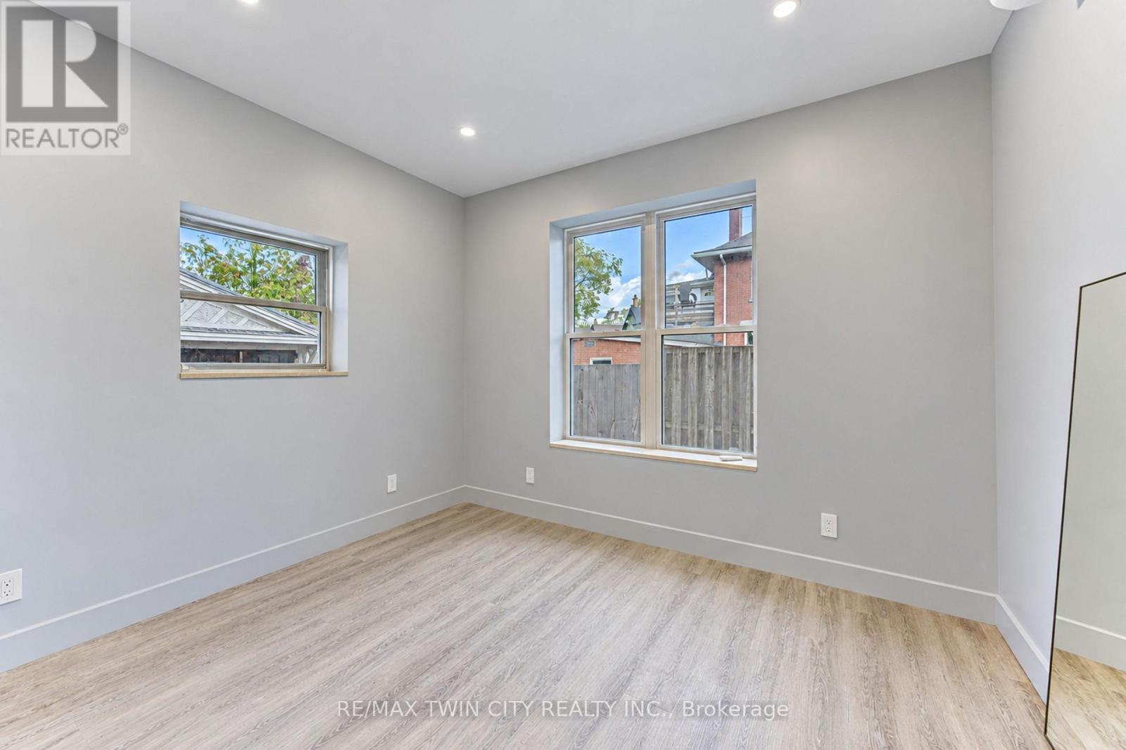56 Mansion Street — photo 21