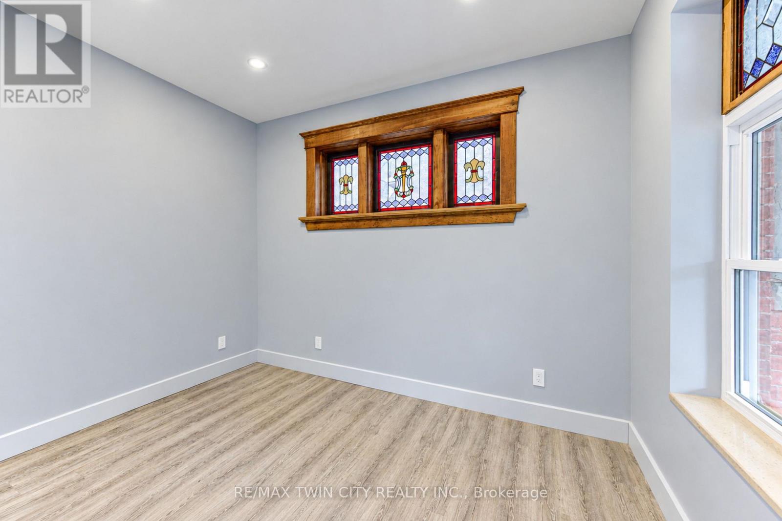 56 Mansion Street — photo 23