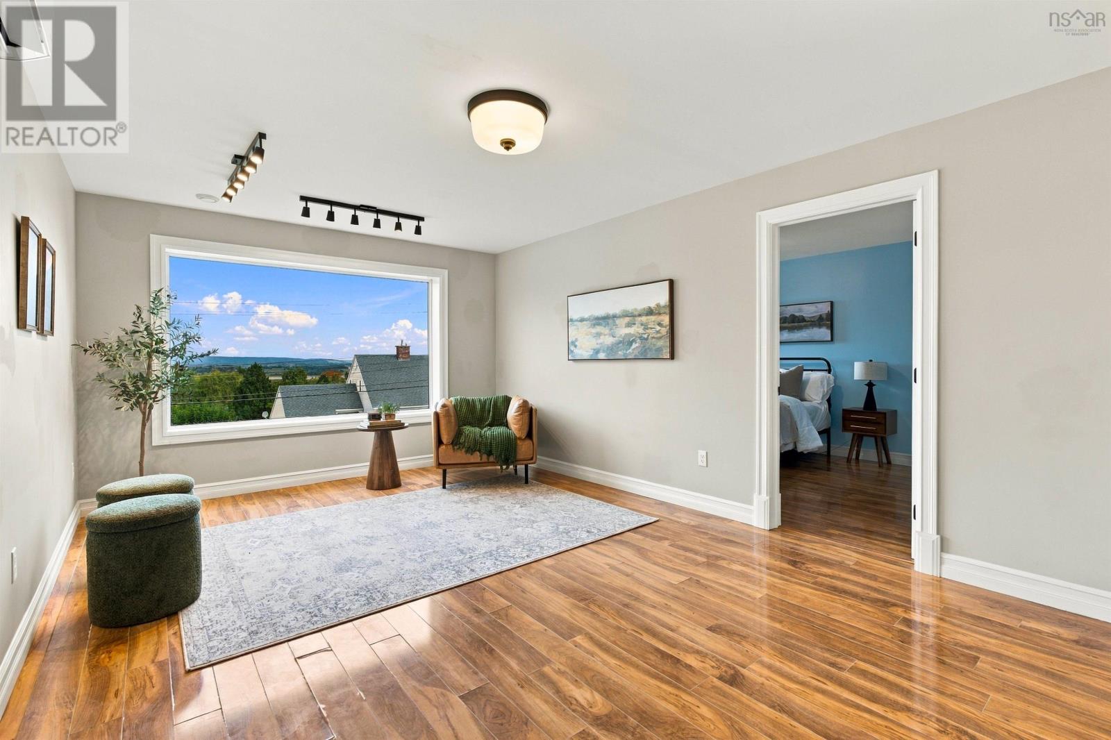 Property 43 of 50 of 23 Grandview Drive