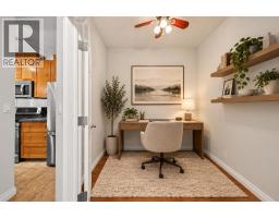 3203, 24 Hemlock Crescent SW - photo 32