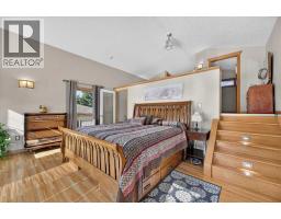 8331 33 Avenue NW - photo 19