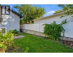 2445 Cherokee Drive NW - photo 33