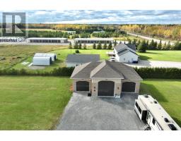 175 Gaspesie Rd, Hearst, ON P0L1N0 Photo 36