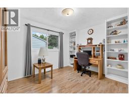 1707 107 Avenue SW - photo 24