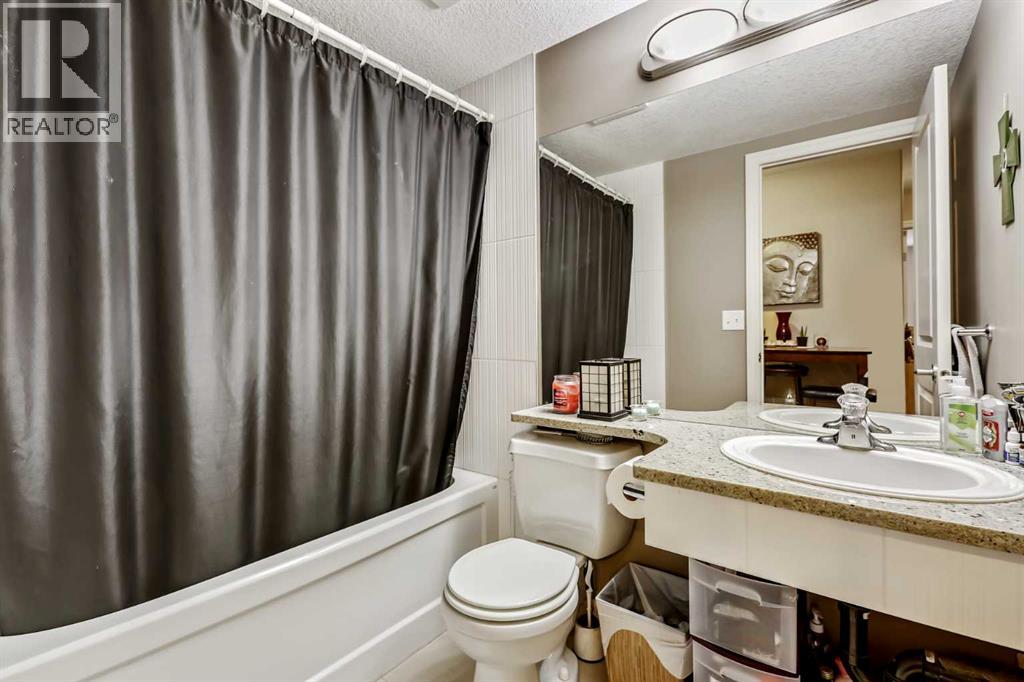 7714 - 7716 Bowness Road NW - 11