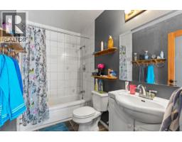 Kitchen - 5789 Rimer Road, Vernon, BC V1B3L3 Photo 11
