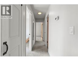 Living room - 5789 Rimer Road, Vernon, BC V1B3L3 Photo 9