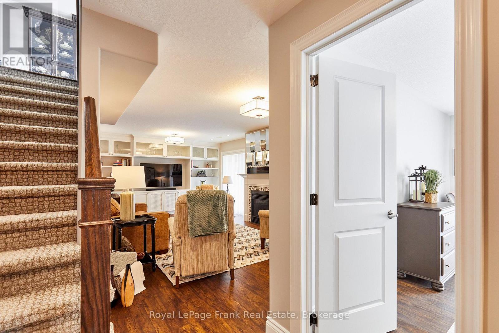 #183 301 CARNEGIE AVENUE - 29