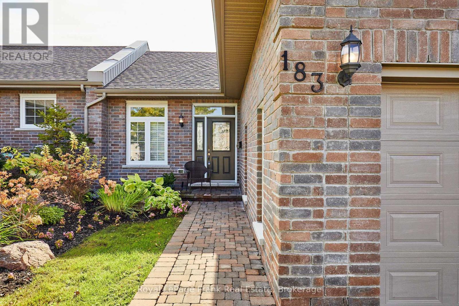 183- 301 Carnegie Avenue, Peterborough, ON photo 3