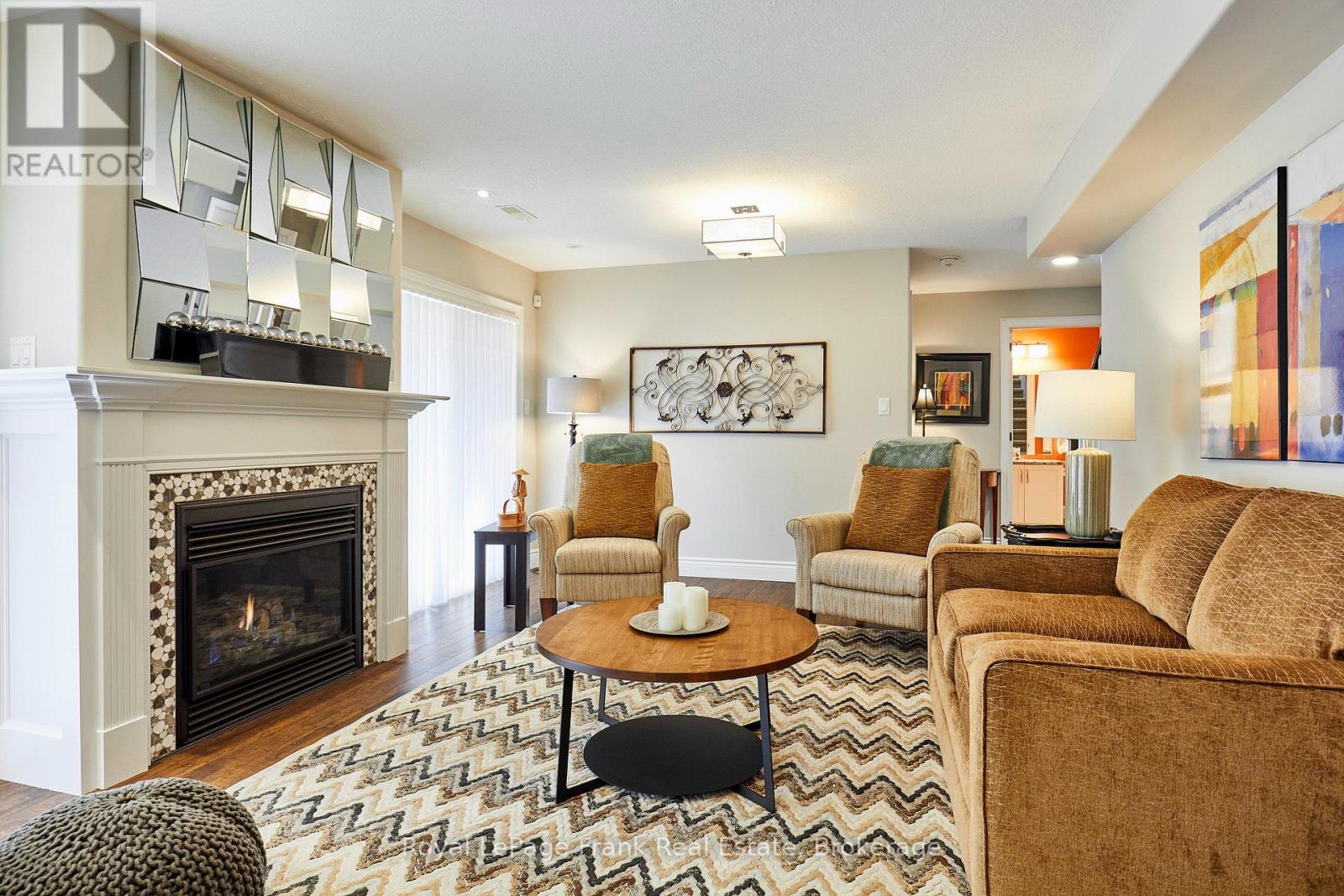 #183 301 CARNEGIE AVENUE - 32