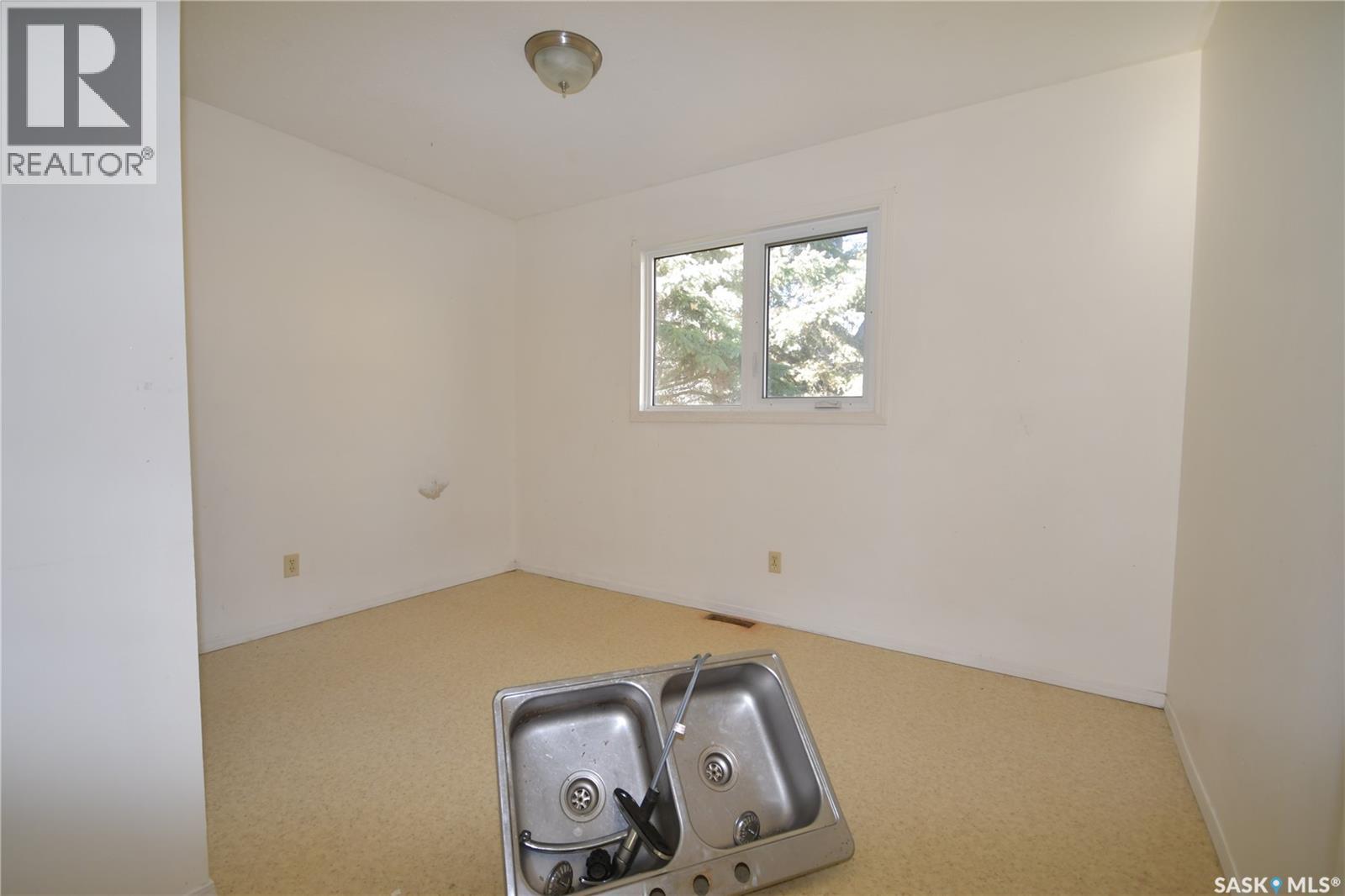 811 Main STREET, Big River — photo 11