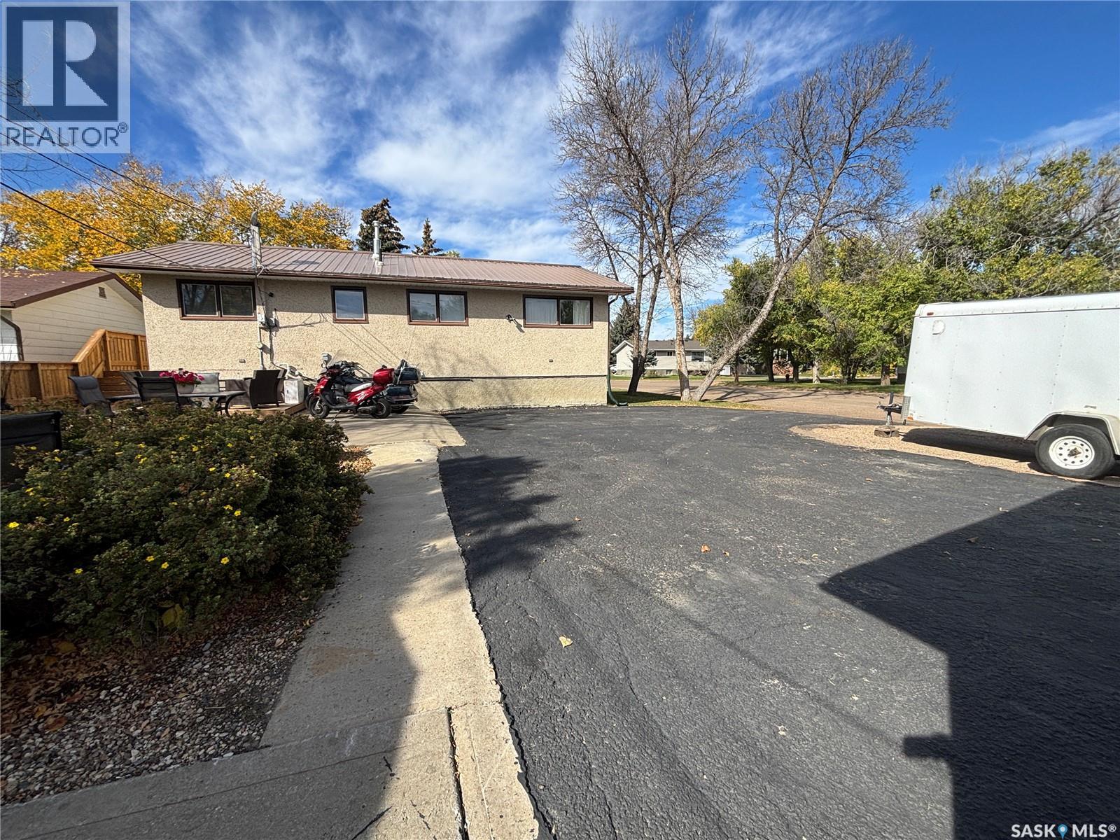 202 Herbert STREET, Maple Creek — photo 12