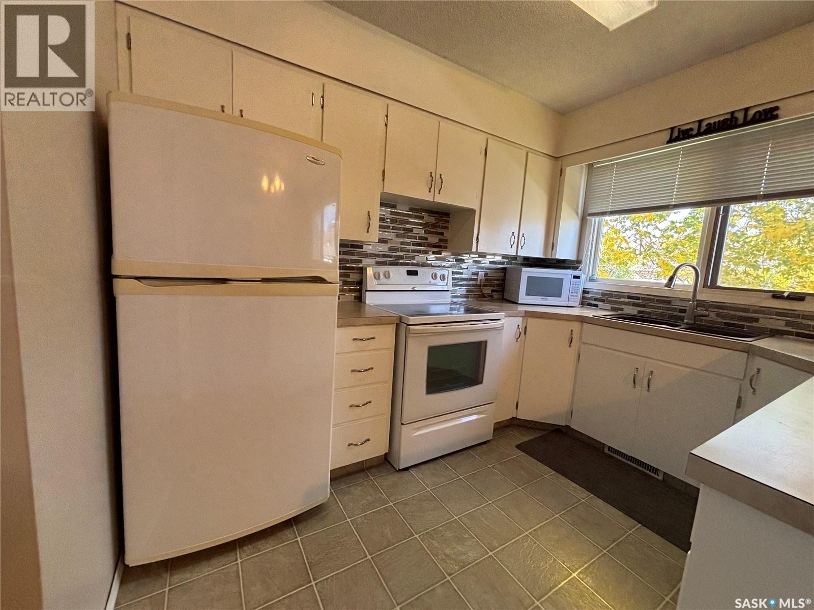 202 Herbert STREET - 20