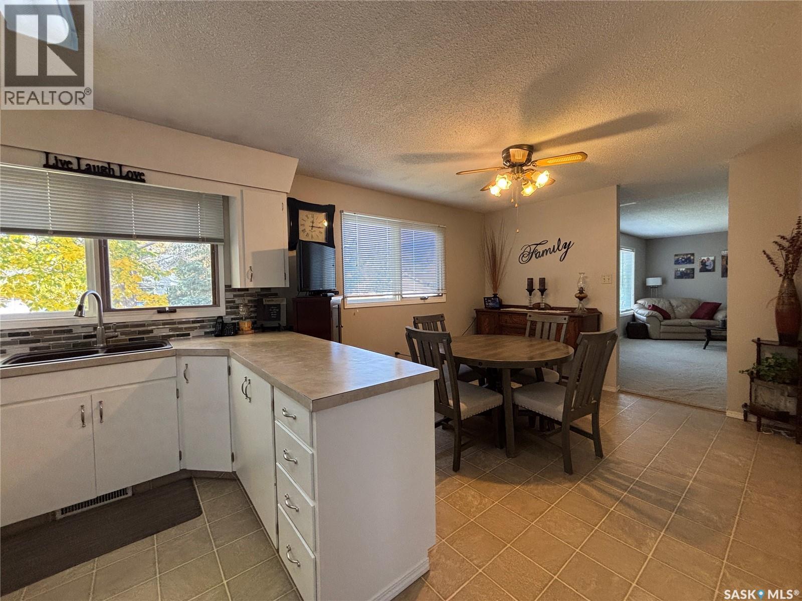 202 Herbert STREET - 21