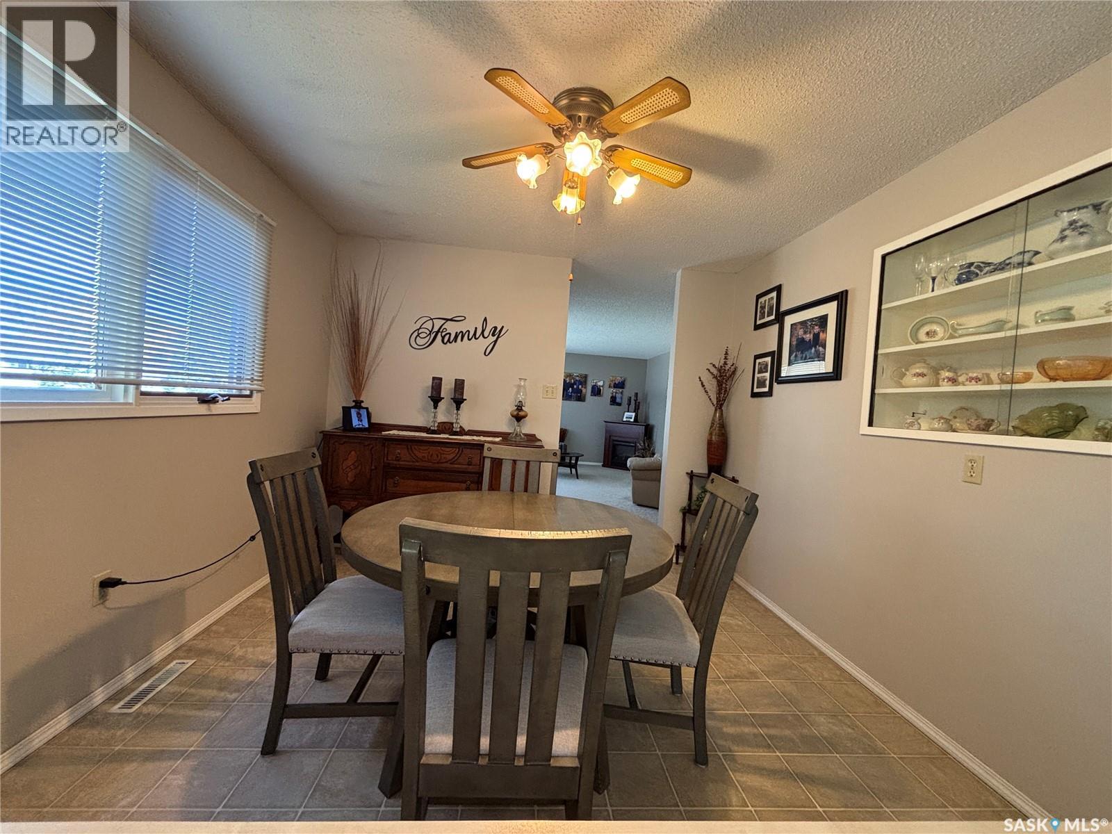 202 Herbert STREET, Maple Creek — photo 22