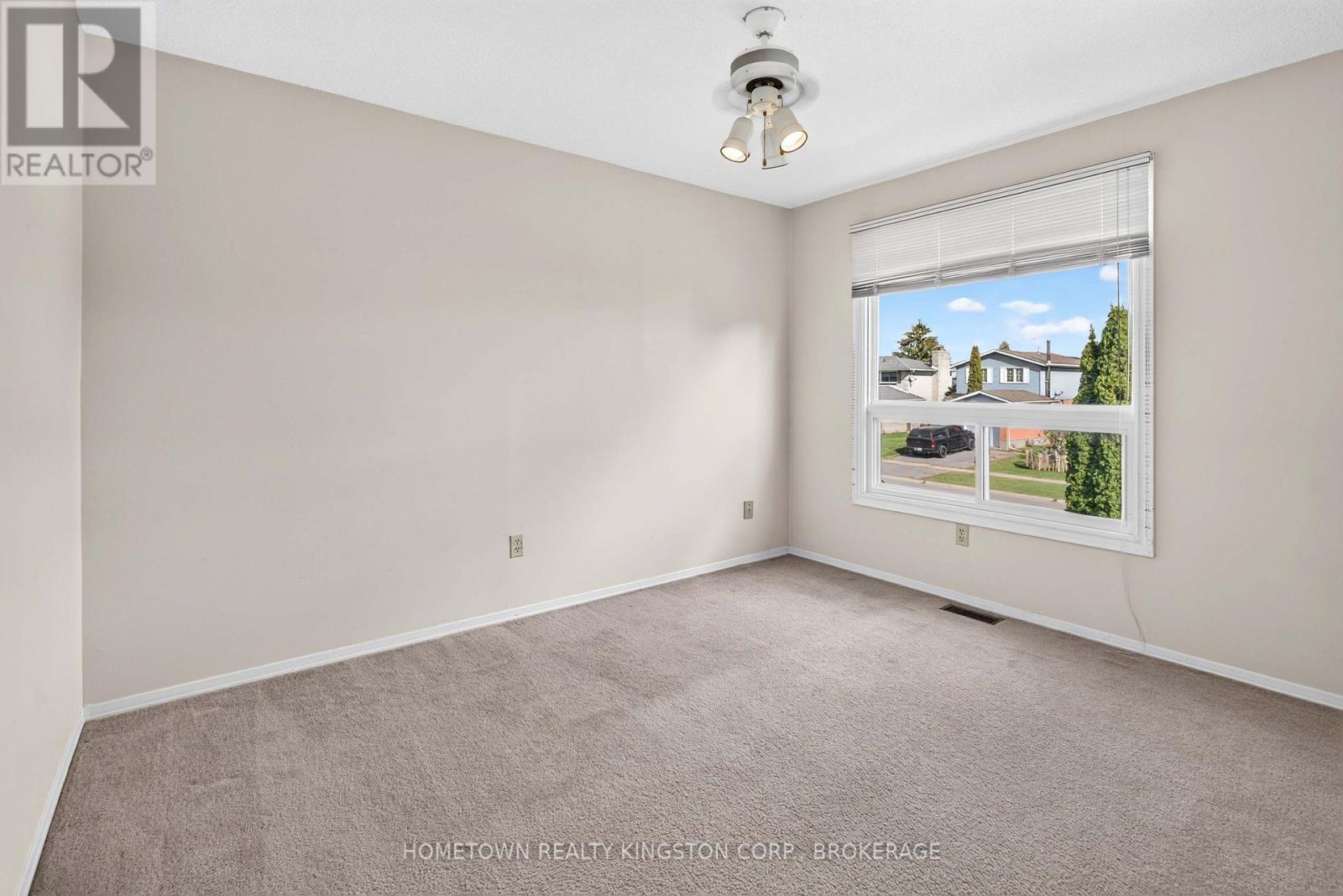 1096 Willowood Drive — photo 13