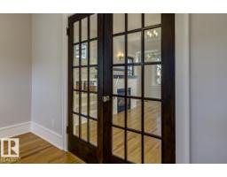 10949 88 Av Nw, Edmonton, AB T6G0Y9 Photo 13