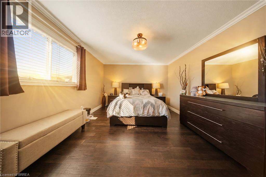 5 MISSION Road - Image 14