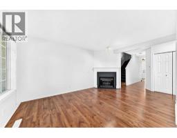37 Beddington Gardens NE - photo 13