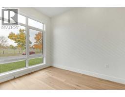 1906 5 Street NE - photo 13