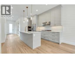 1906 5 Street NE - photo 5
