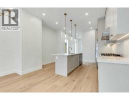 1906 5 Street NE - photo 8